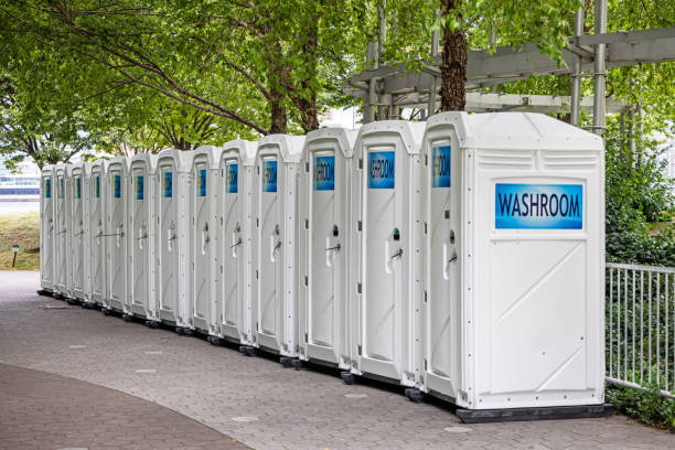 Best Portable bathroom rental  in Union City, IN
