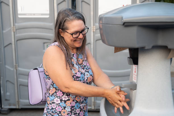 Best Portable toilet rental cost  in Union City, IN